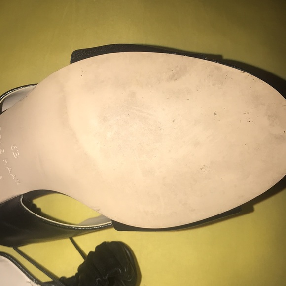 Cole Haan Anastasia City Sandals in black leather - Picture 14 of 16